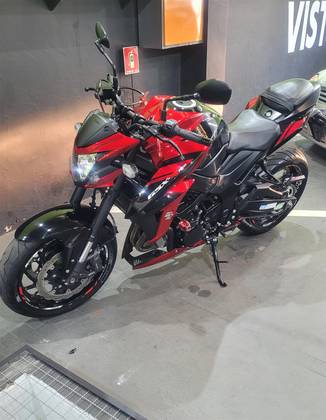 SUZUKI GSX-S750A SUZUKI GSX-S750A